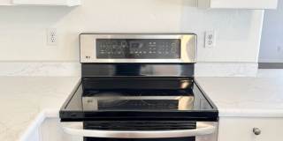 4 Bedroom 3 Bathroom Home in Surprise! Has Loft & Additional Office/Den! Gallery 21