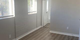 235 W Pike Gallery 7