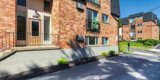 Romaine Court Gallery 39
