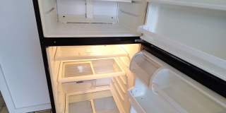 *Spacious 2BD/1BA Single-Family Home Available in Oakland* Gallery 8
