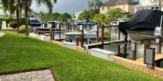 Cozy Condo in Waterfront Island Complex-Available NOW for 12 Month Tenant Gallery 7
