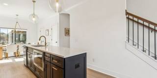 5015 Grayton Alley Gallery 46