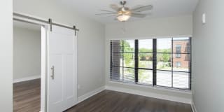 Second Avenue Apartments Gallery 6