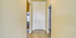 Four bedroom in Stone Lake! Gallery 5