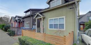 2Bd/1.75Ba Seattle Home Gallery 1
