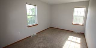 4219 Owl Creek Dr. - 3 Bedroom 2.5 Bath w/ a 2 car attached garage Gallery 15