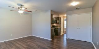 Knoll Creek Gallery 1