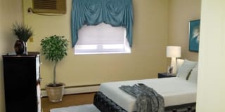 110 Babcock Street Gallery 3