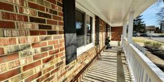 READY NOW!! Updated 5-Bedroom Home w/Fenced Backyard, Attached Garage  & Sunroom - Pet Friendly! Gallery 4