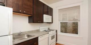 1522 Kedzie Gallery 2