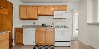 25713 Penn Street Gallery 8