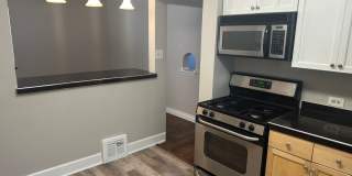 Fantastic 4 Bed 2 Bath 2 living rooms - Available NOW! Gallery 7