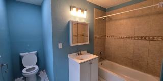 3 Bedroom Home Near Zoo & Parks! Gallery 18