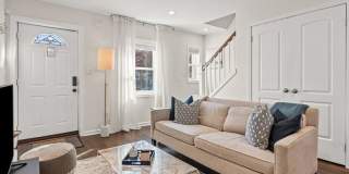 Distinctive Two Bedroom Beauty in Deanwood Gallery 6