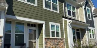 Stunning Townhome in Booming Belmont!! Gallery 1