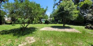 205 Henry Street Pensacola, FL 32507 MOVE IN SPECIAL: HALF OFF first full month of rent!!! Gallery 30