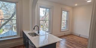 Beautifully Renovated 1 Bed, 1 Bath in Historic Covington Gallery 1