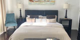 408 W Queen St Gallery 24