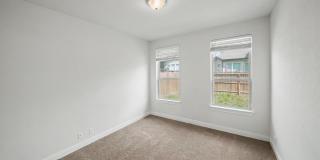 Stunning 4BR Home with 3-Car Garage in Turning Stone - Realtor Commission: $750 Gallery 32