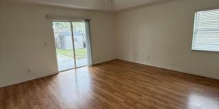 249 NE Glentry Avenue Gallery 13