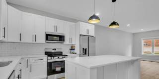 Call to inquire about Specials! New Construction / 4 bed, 4 bath Available 8/14/2026 Gallery 14