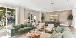 Avana Uptown Gallery 5