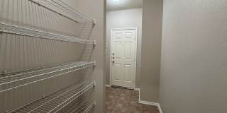 Great 2 Bed 2 Bath Condo! Gallery 23