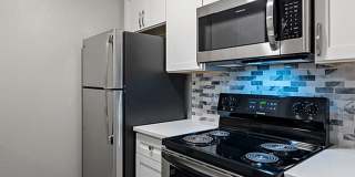 Parkwood Apartment Homes Gallery 1