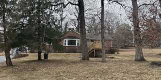 Spacious 4BR Rancher w/ Separate Basement space  Accessible Features – Sudbrook Park Gallery 1