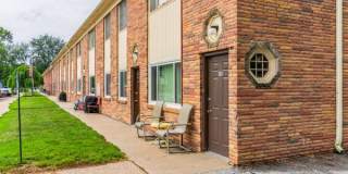 Bellevue Gardens Gallery 12