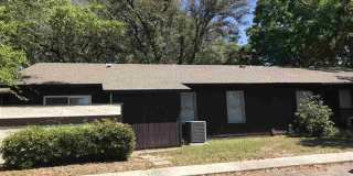 Delightful Two Bedroom Two Bath Townhome in Country Walk Subdivison Gallery 1
