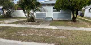 MOVE IN SPECIAL- Cozy 2 Bed/ 1 Bath Home in Saint Cloud Gallery 1