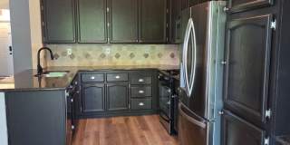 Broadstone - 3bdrm, 2 bath - Close to Shopping, Park & Schools! Gallery 4