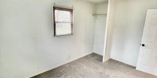 New Listing! 3 bedroom House! Gallery 42