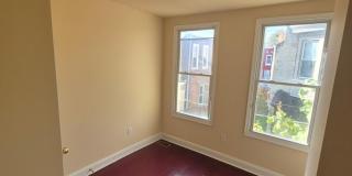4 Bed/1.5 Bath Steps from Temple University Gallery 11