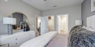 Aria Durbin Creek Gallery 9