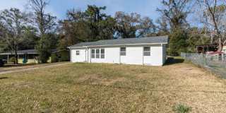 406 Essex Drive Gallery 2