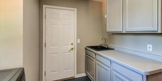 Beautifully updated 4 bedroom home in Southbridge, Waunakee Gallery 34