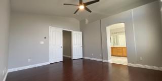 Nice 4br home, with 4th bedroom larger then the average, 3cg. Gallery 10