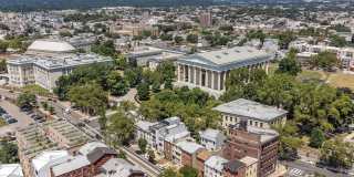 1935 CAMBRIDGE Street Gallery 44