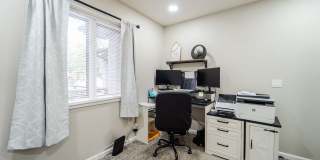 Charming 4 bedroom, 3 bathroom with lots of outdoor living space. Gallery 18