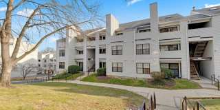 1639 CARRIAGE HOUSE Terrace Gallery 1