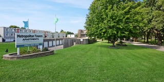 Metropolitan Towers Gallery 1