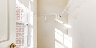 14873 CLOVERDALE Road Gallery 33