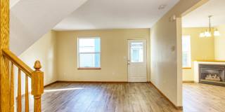8321 SW Durham Road ~ MOVE IN SPECIAL - First Month's Rent FREE!!! Gallery 7