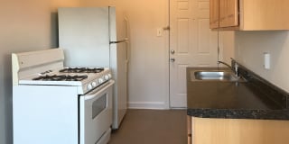 4455 S. Greenwood Avenue Gallery 15