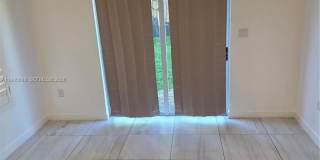 600 NE 4th Ter Gallery 6