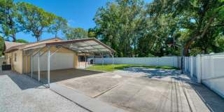 Updated 2/2/1 Home in Northeast St. Petersburg! Gallery 31