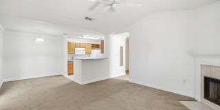 Move-In Ready Condo in Gated Equestrian Parc – Prime Location! Gallery 16