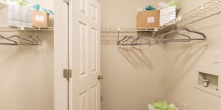 Sanford Landing Apartments Gallery 6